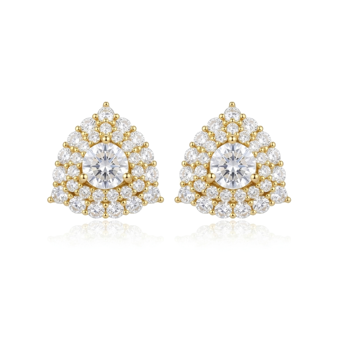 Brinco ponteira triangular com zircônia central e borda cravejada folheado a ouro 18k