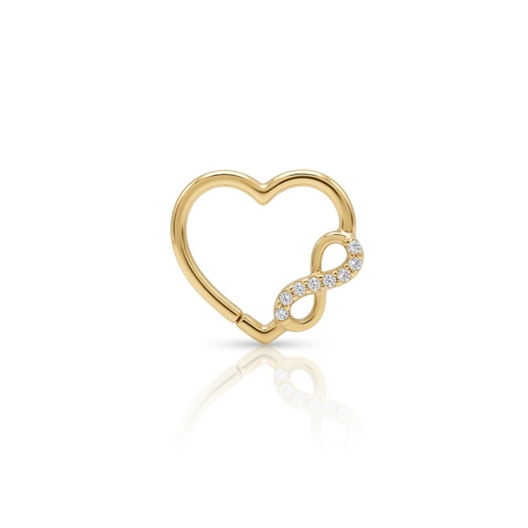 Piercing helix ou daith coração com símbolo do infinito cravejado folheado a ouro 18k