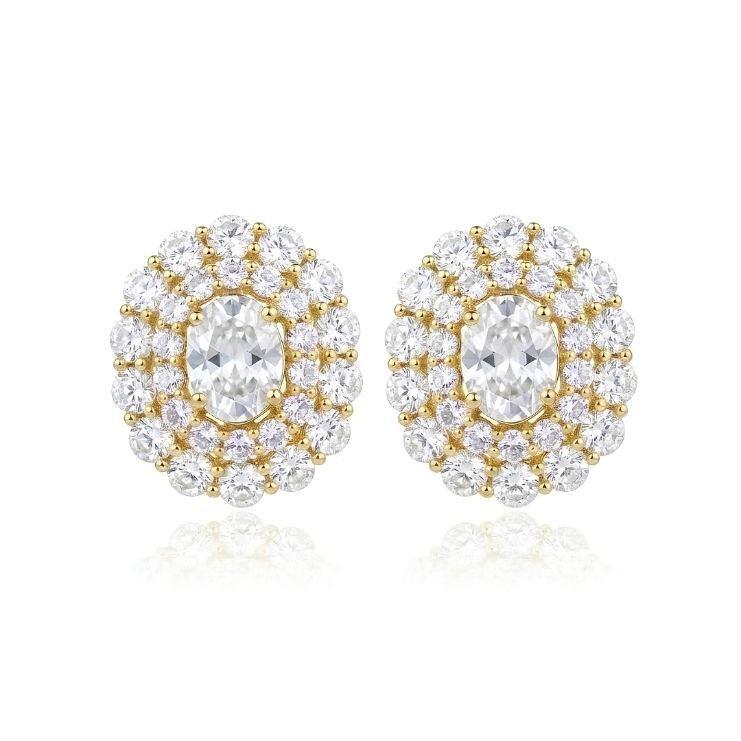Brinco ponteira oval com zircônia central e dupla borda cravejada folheado a ouro 18k