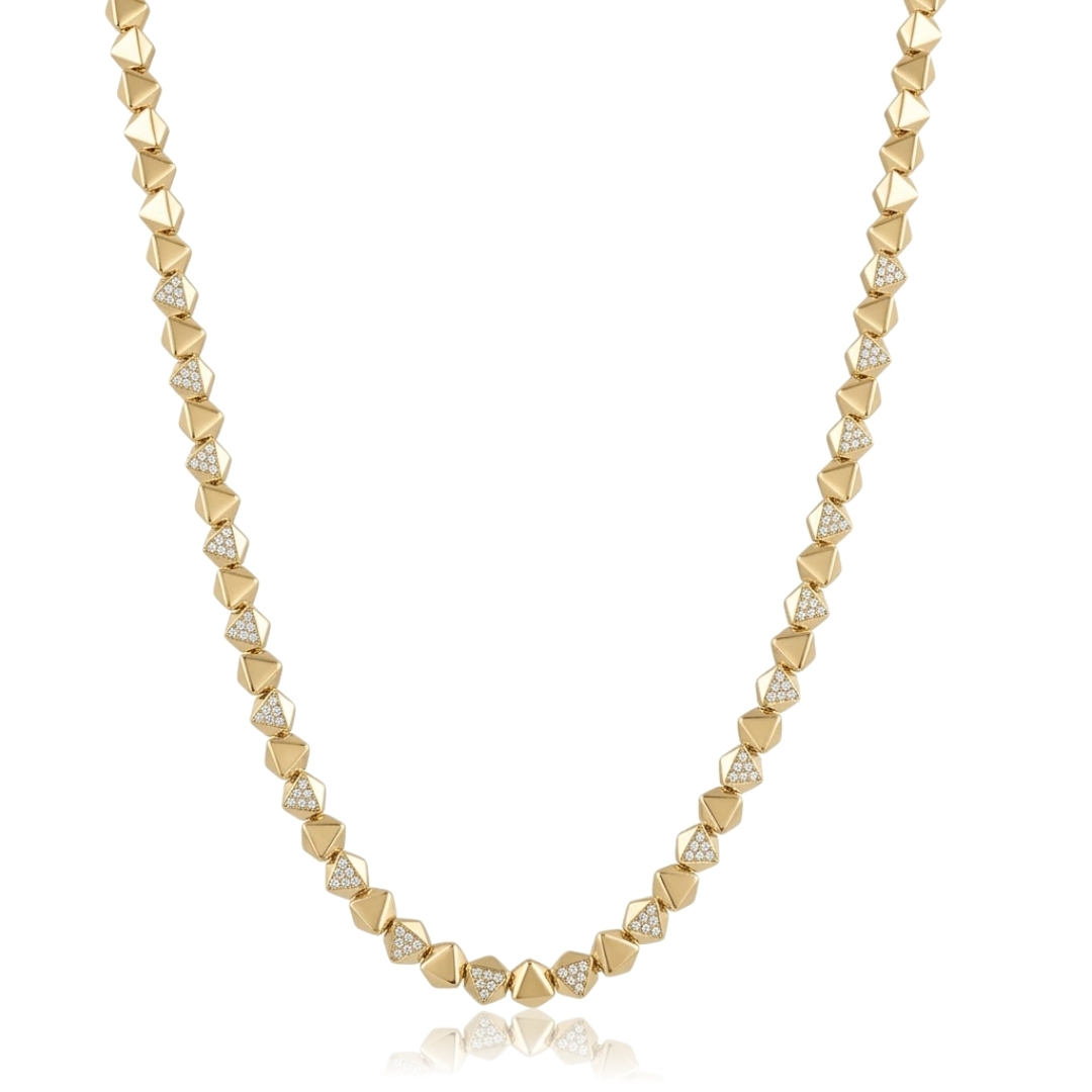 Colar de elos geométricos facetados com zircônias em pavê folheado a ouro 18k
